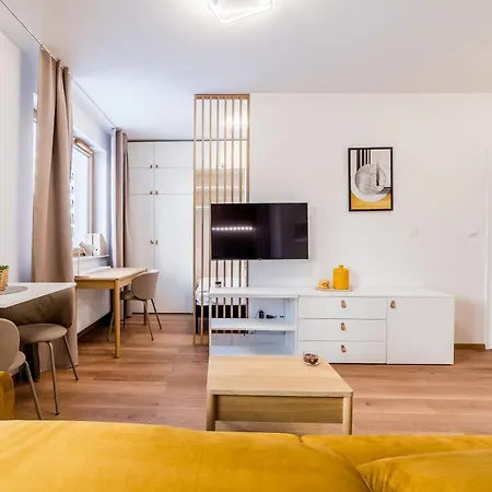Apartment Rynek Jezycki Chic Poznan